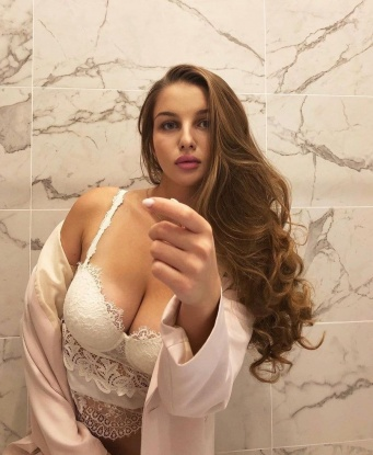 Настенька, 24 года